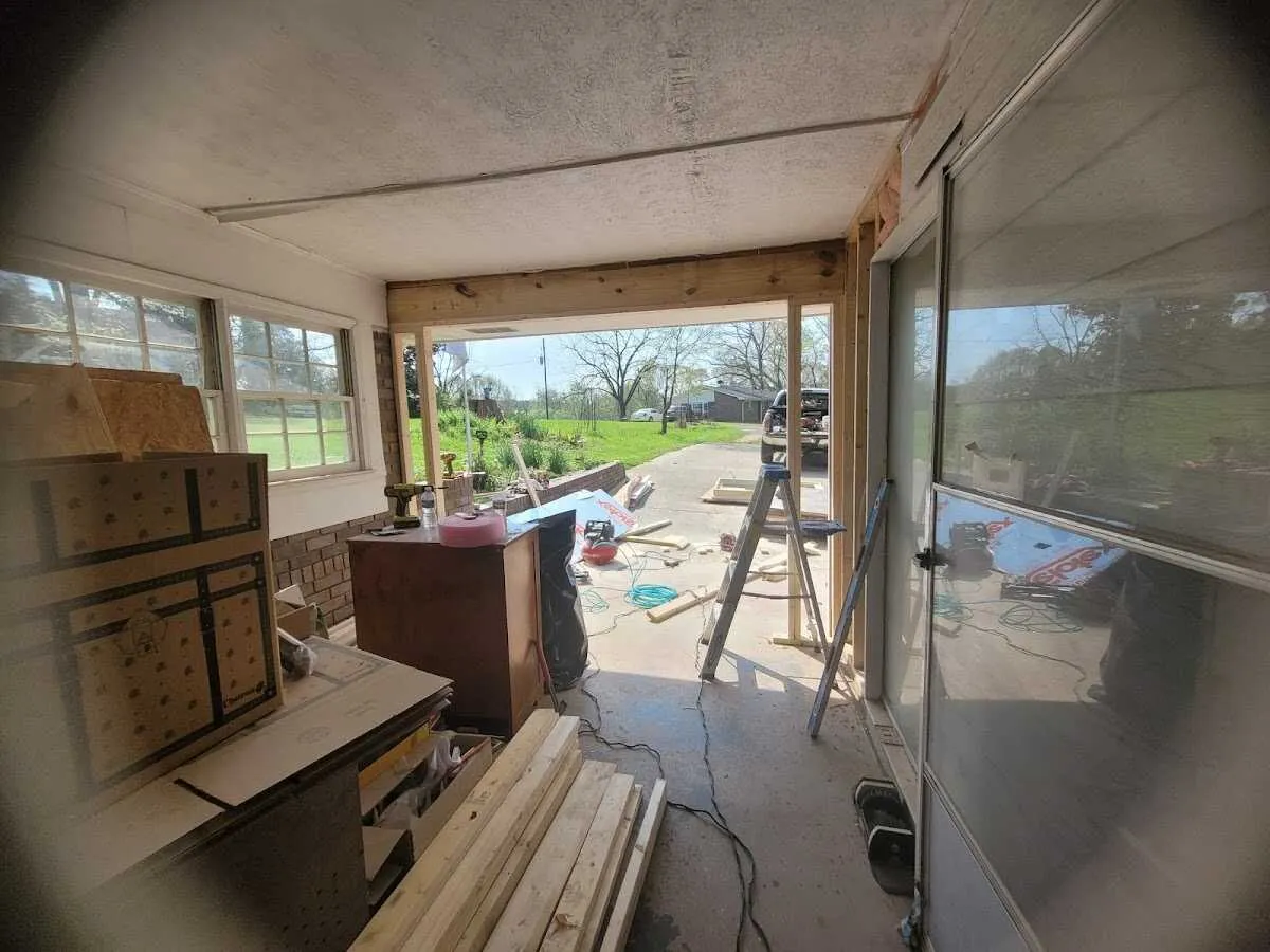 Air movers and dehumidifier for Drying & Dehumidification in Mendota